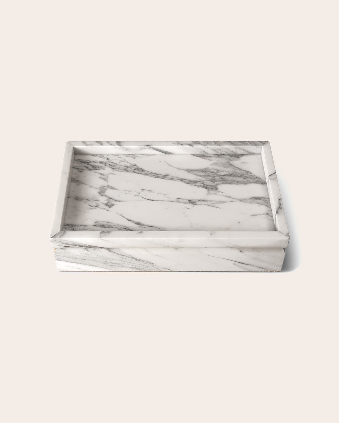 Tray urn in white Arabescato marble with grey veining, on a white background